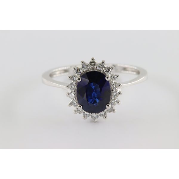 Sapphire Diamond Ring On Sale Shop Stock Photo 2308025119 | Shutterstock