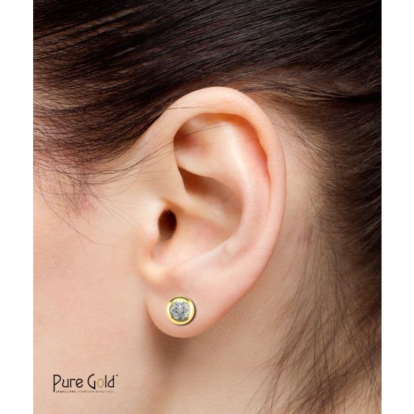 Gold hotsell pierced earrings