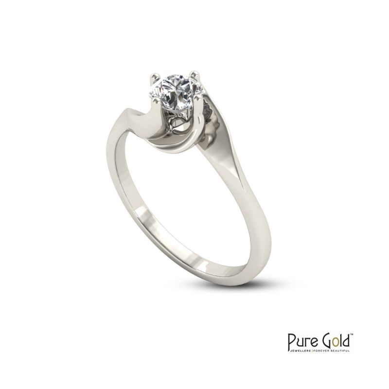 Handmade Sparkle 0.25 CTS Ring 18 Karat