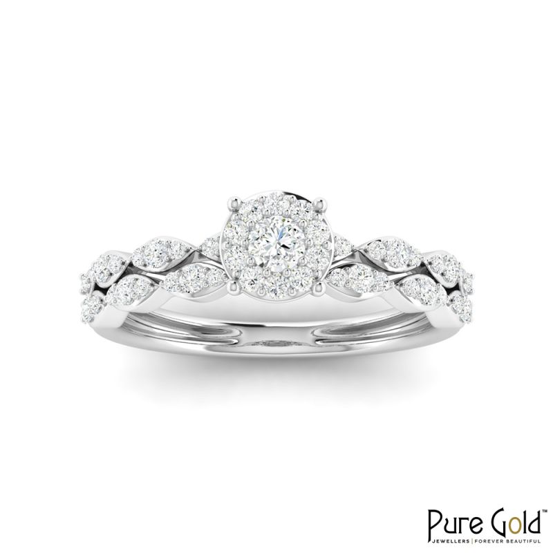 18K Gold Regency Ring with Diamonds